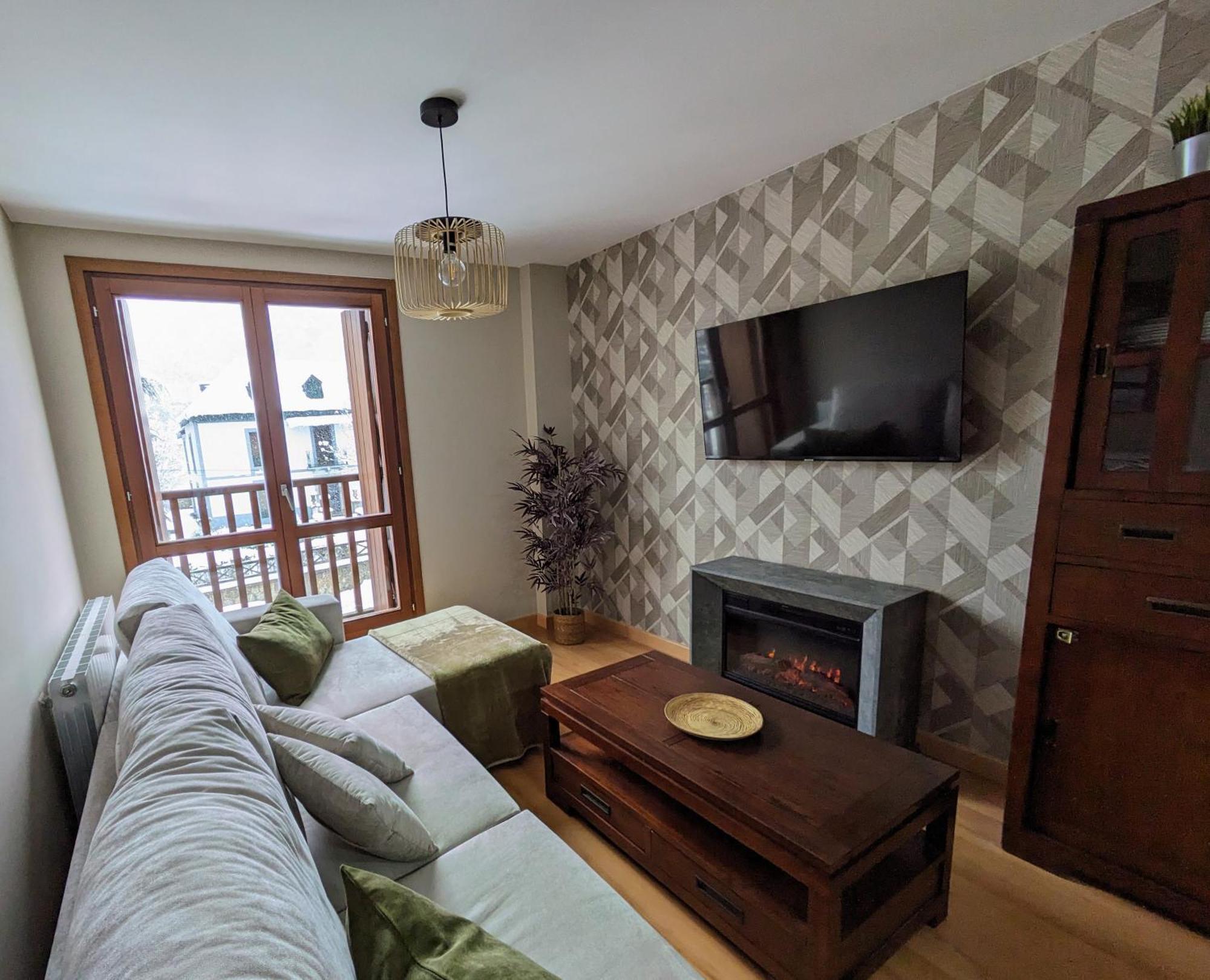 Apartament La Casa De La Montana Escarrilla Zewnętrze zdjęcie